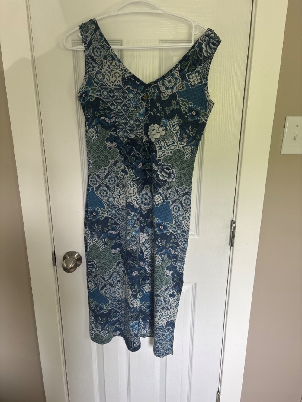 Sherpa Adventure Gear dress small - Picture 2 of 3
